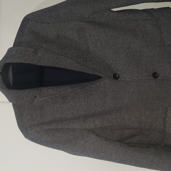 Old navy three button coat - Picture 3 of 9